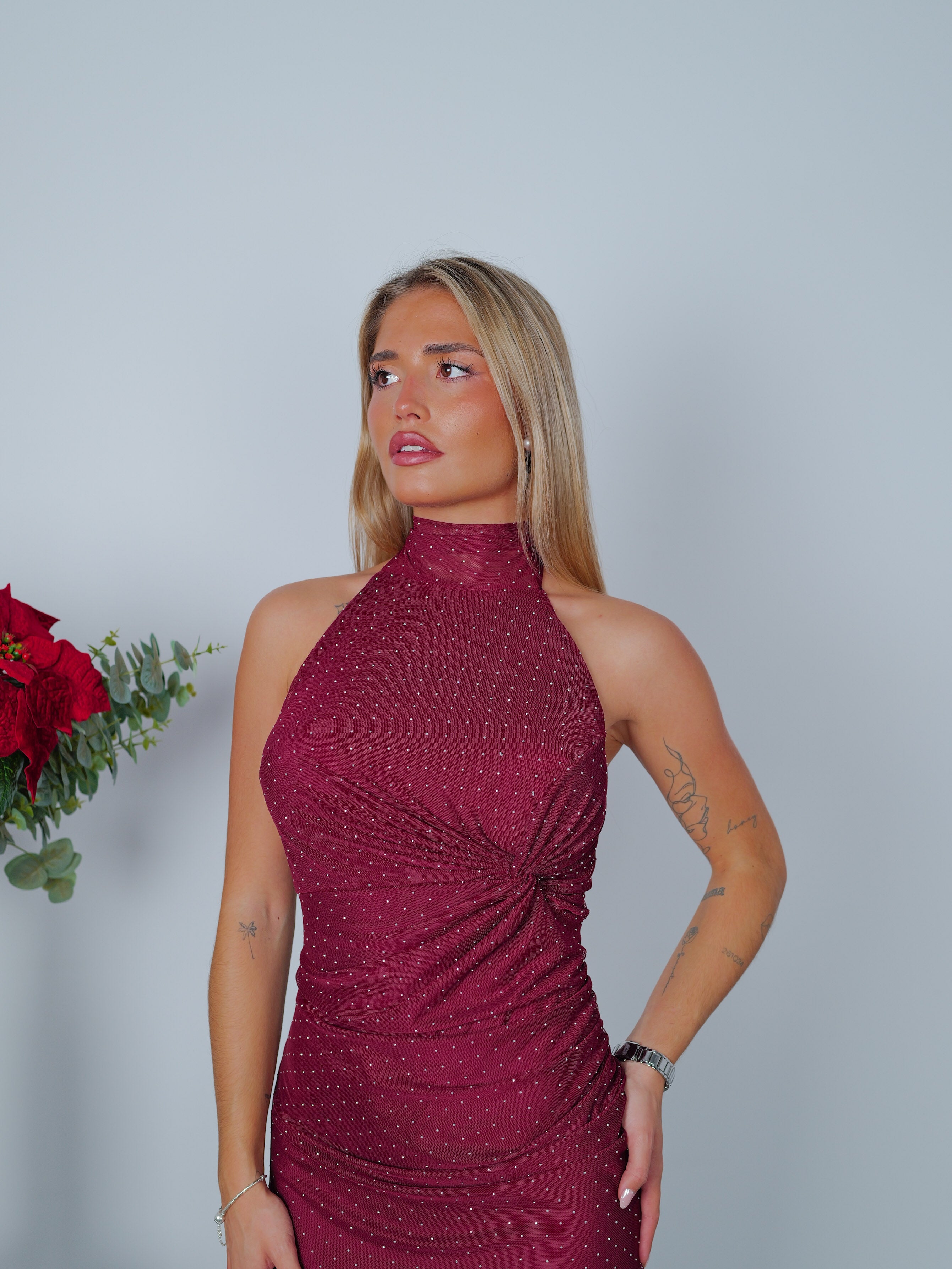 Robe longue dos nu avec tulle pailleté bordeaux