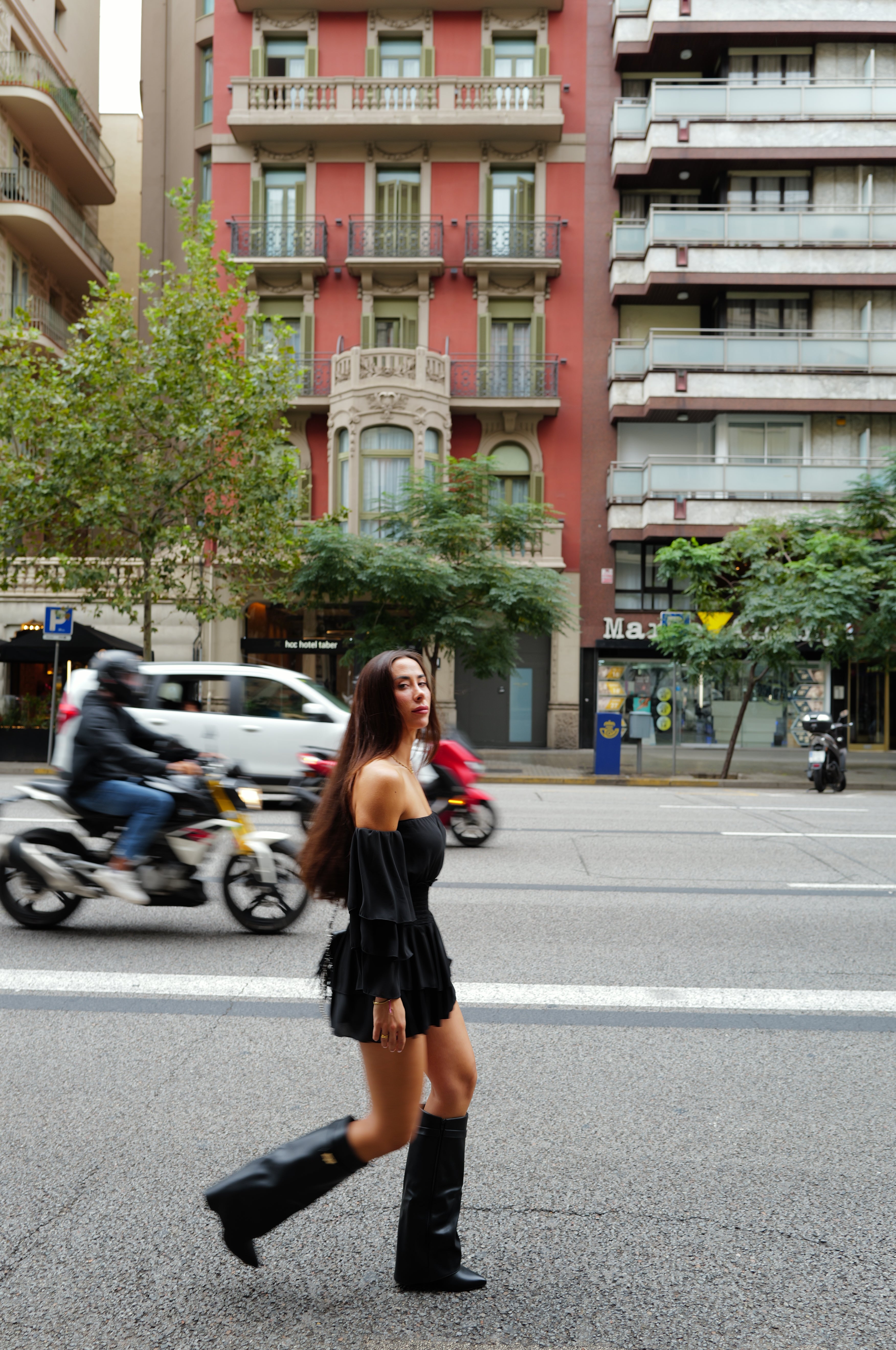 Botte à talon avec rabat noir