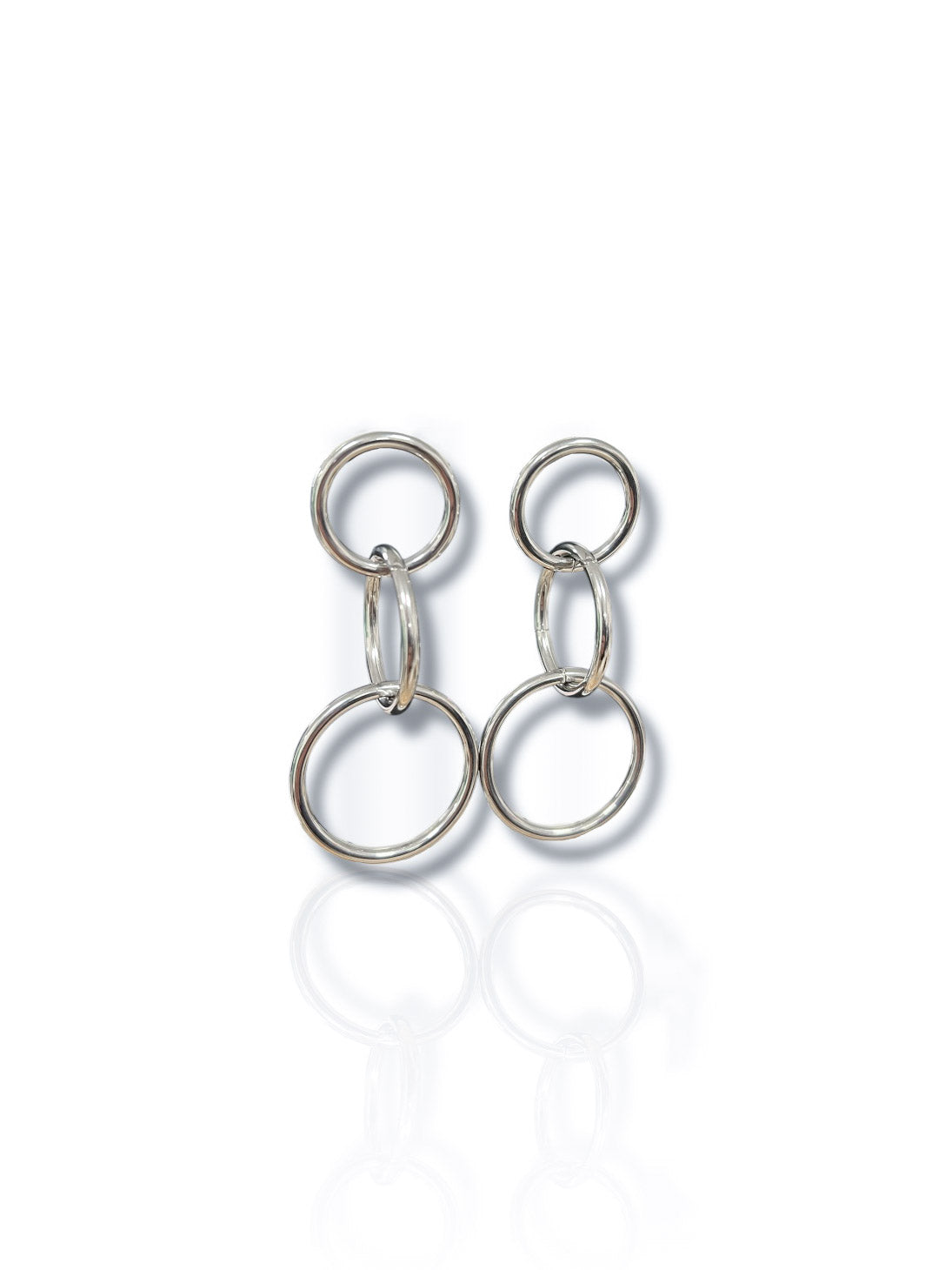 BOUCLES D'OREILLES anneaux emboîtés en métal argenté