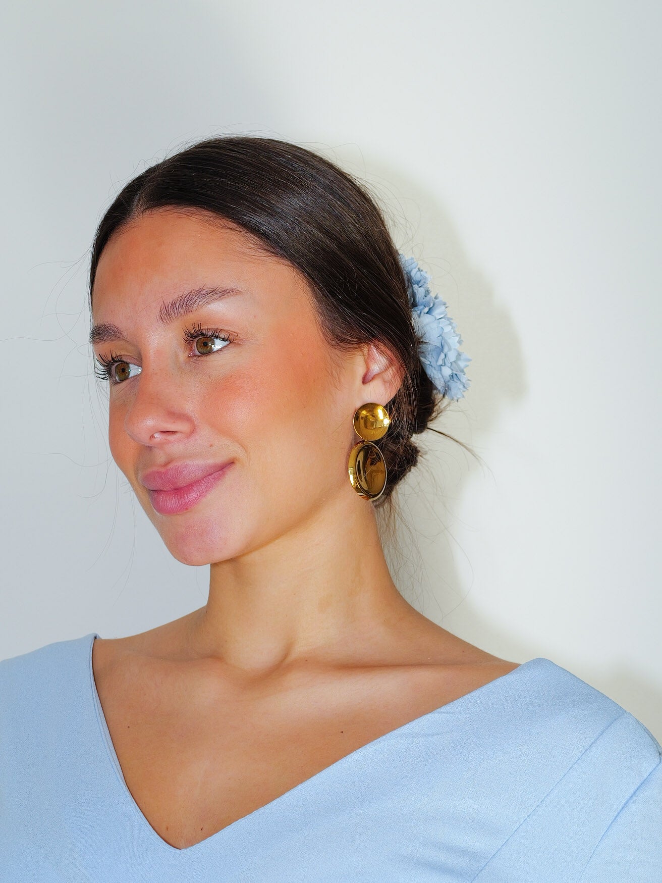 BOUCLES D'OREILLES en relief dorées