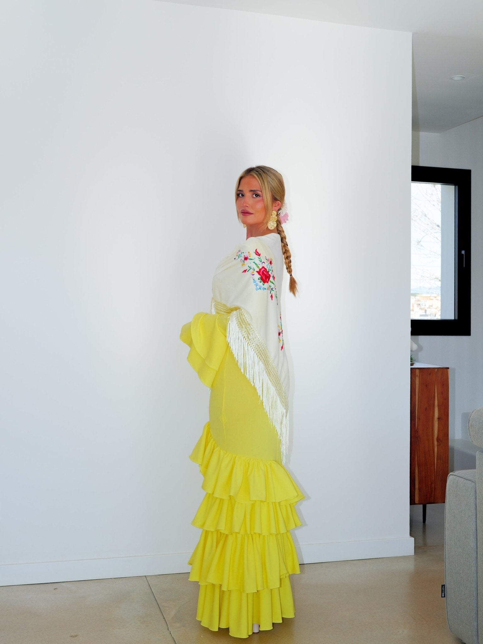 Robe flamenco asymétrique à volants jaune - Sorellas The Brand Barcelona S.L