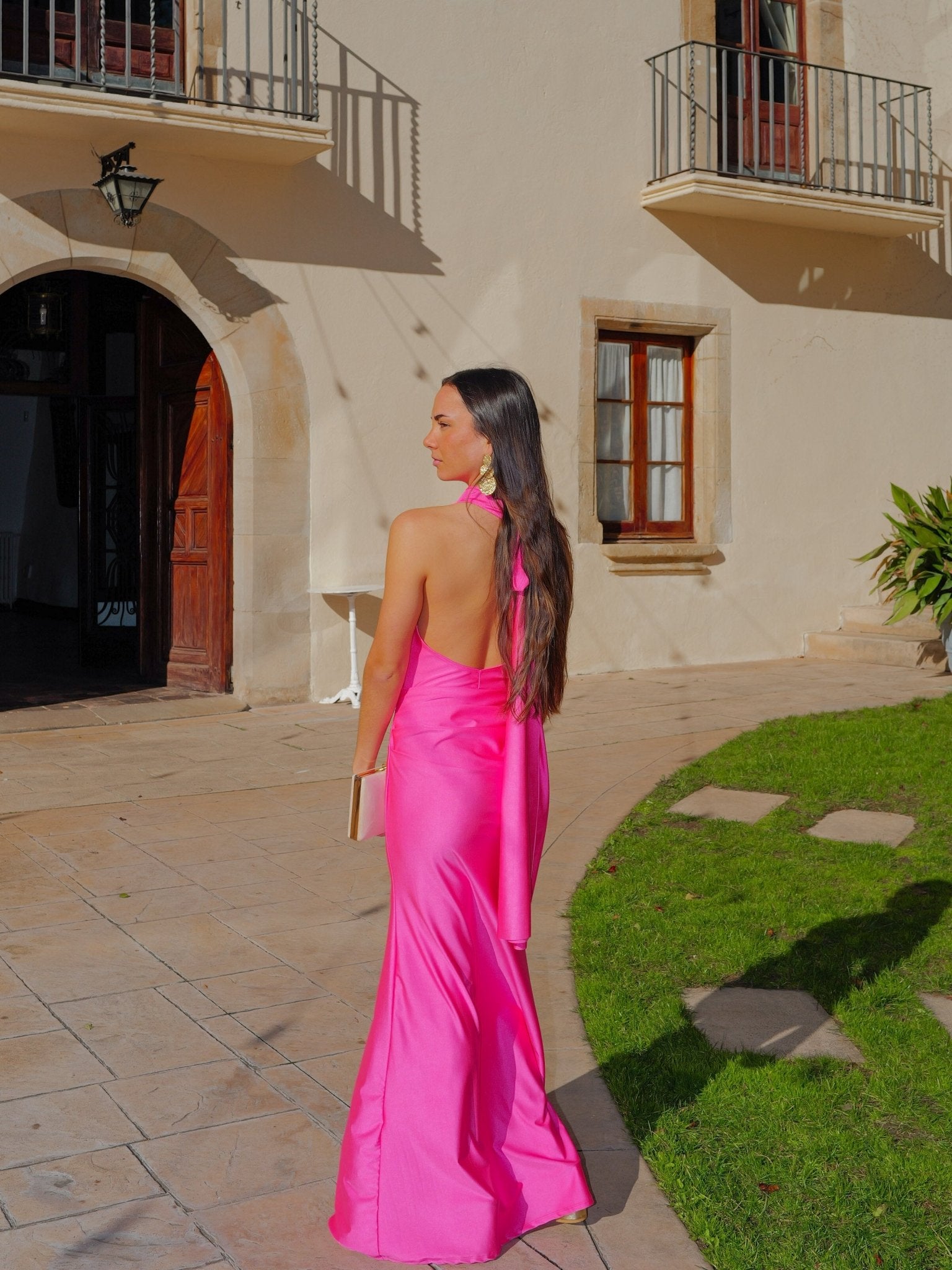 Abito con scollo all'americana e drappeggio sulla schiena fucsia - SORELLAS