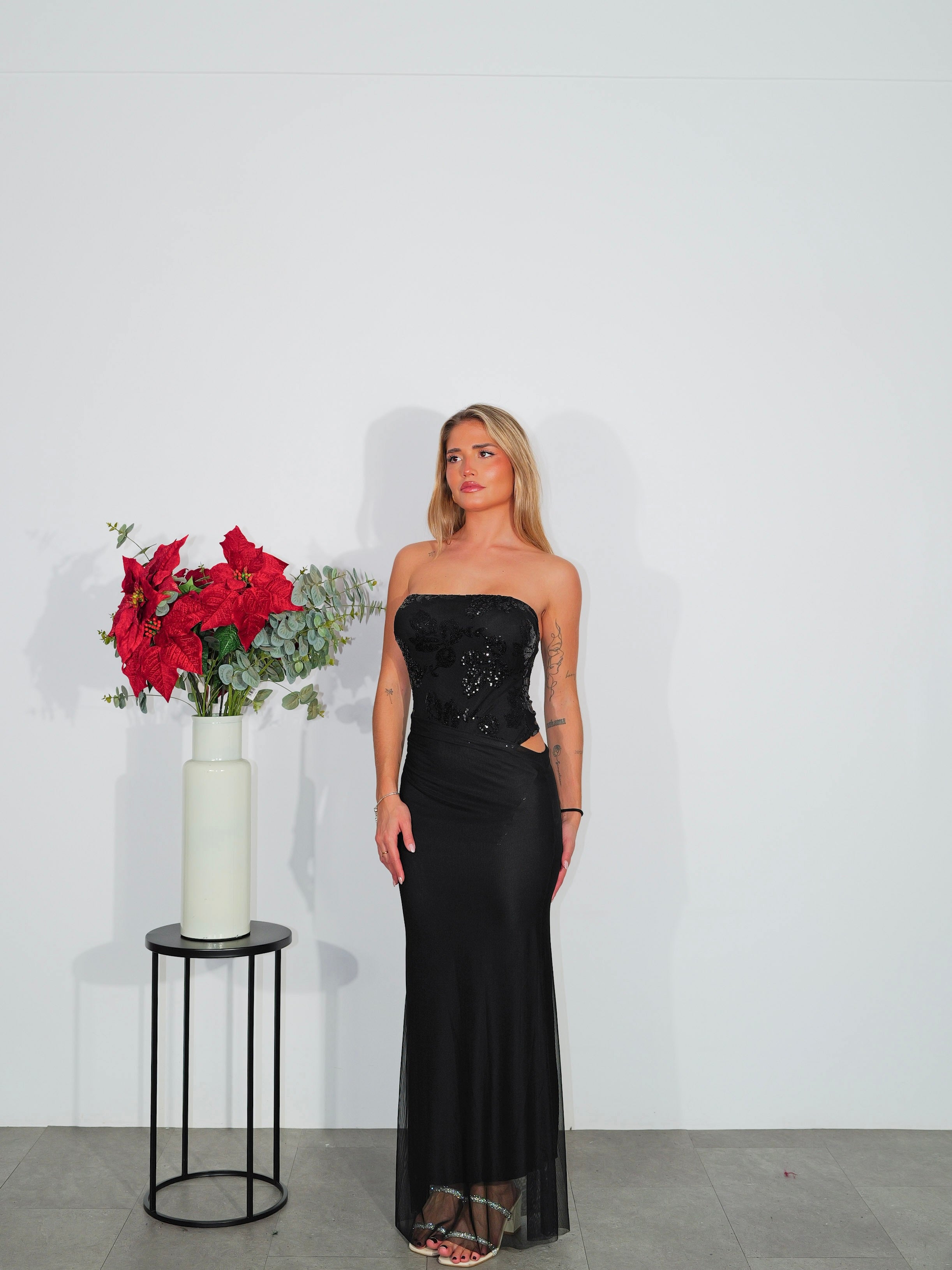 Abito body dress con dettagli in tulle nero