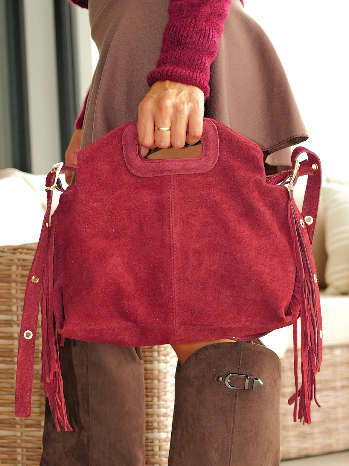 Borsa in pelle liscia bordeaux con frange