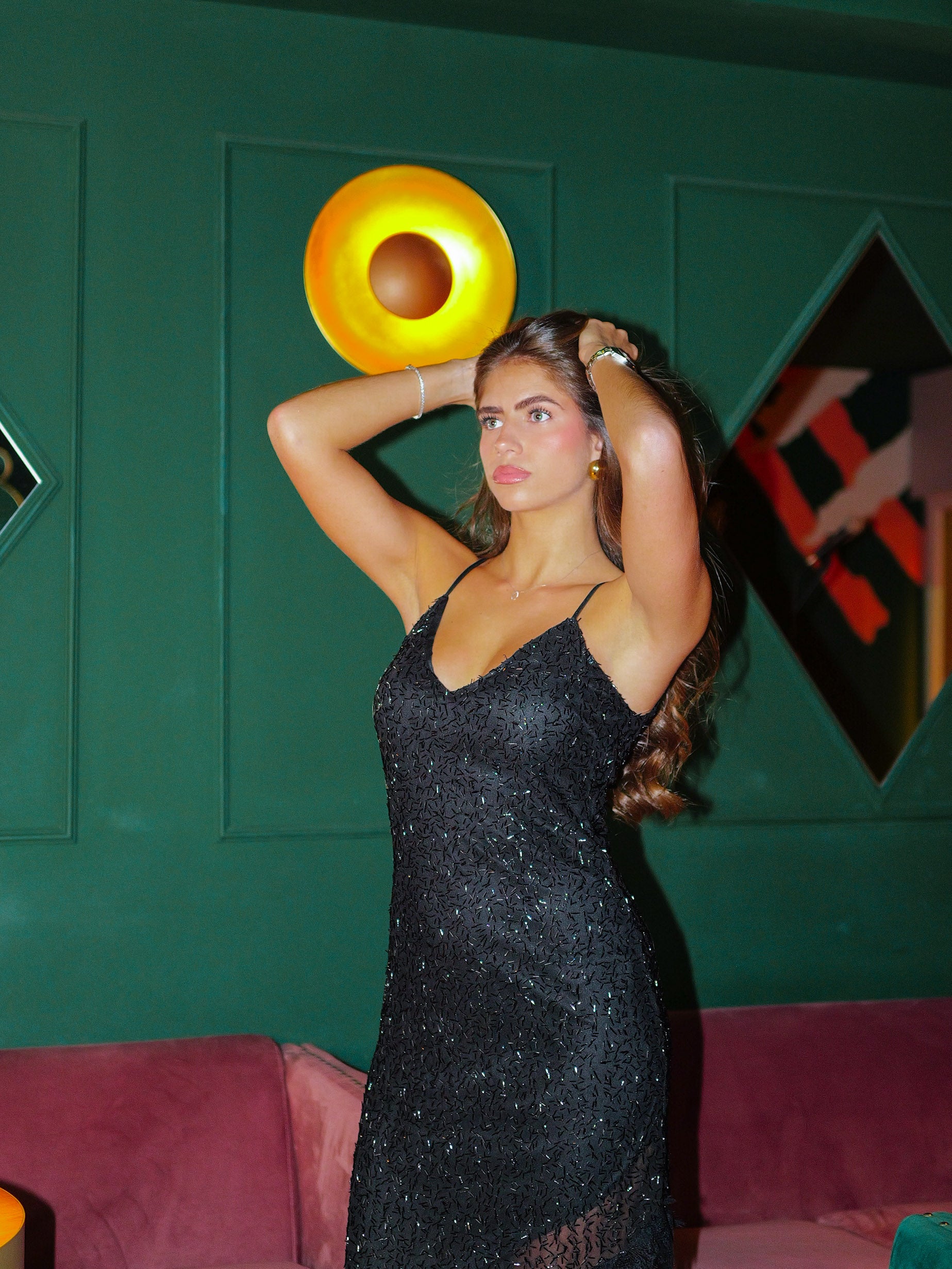 Abito lingerie asimmetrico nero con texture