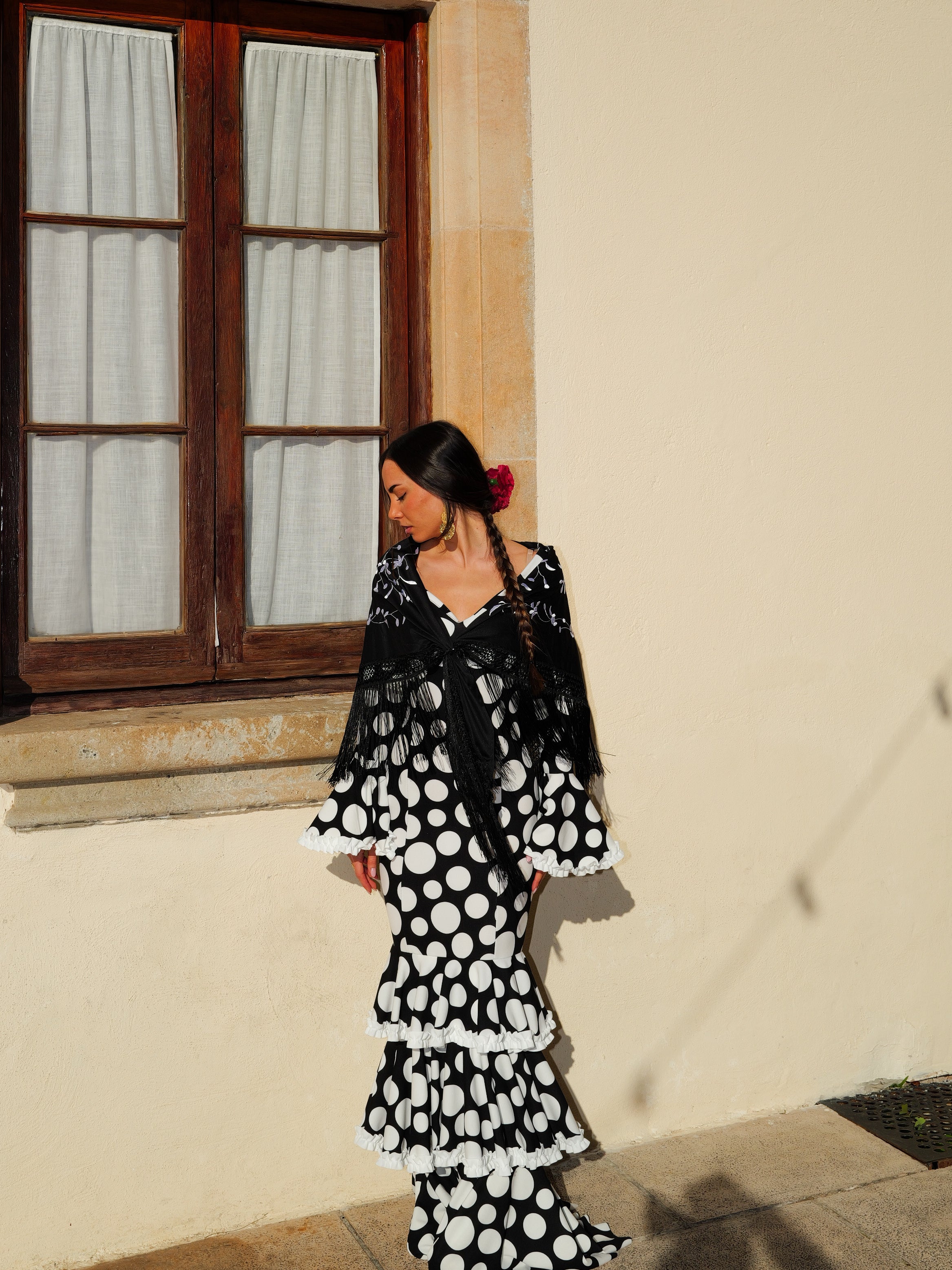 Abito flamenco a pois bianco e nero