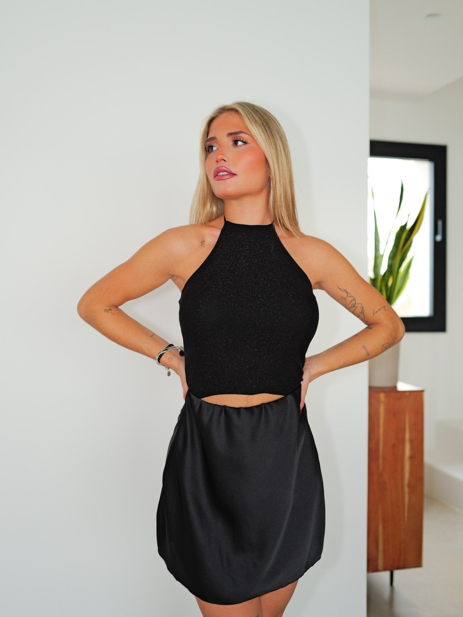 Gonna mini in raso nero - Sorellas The Brand Barcelona S.L