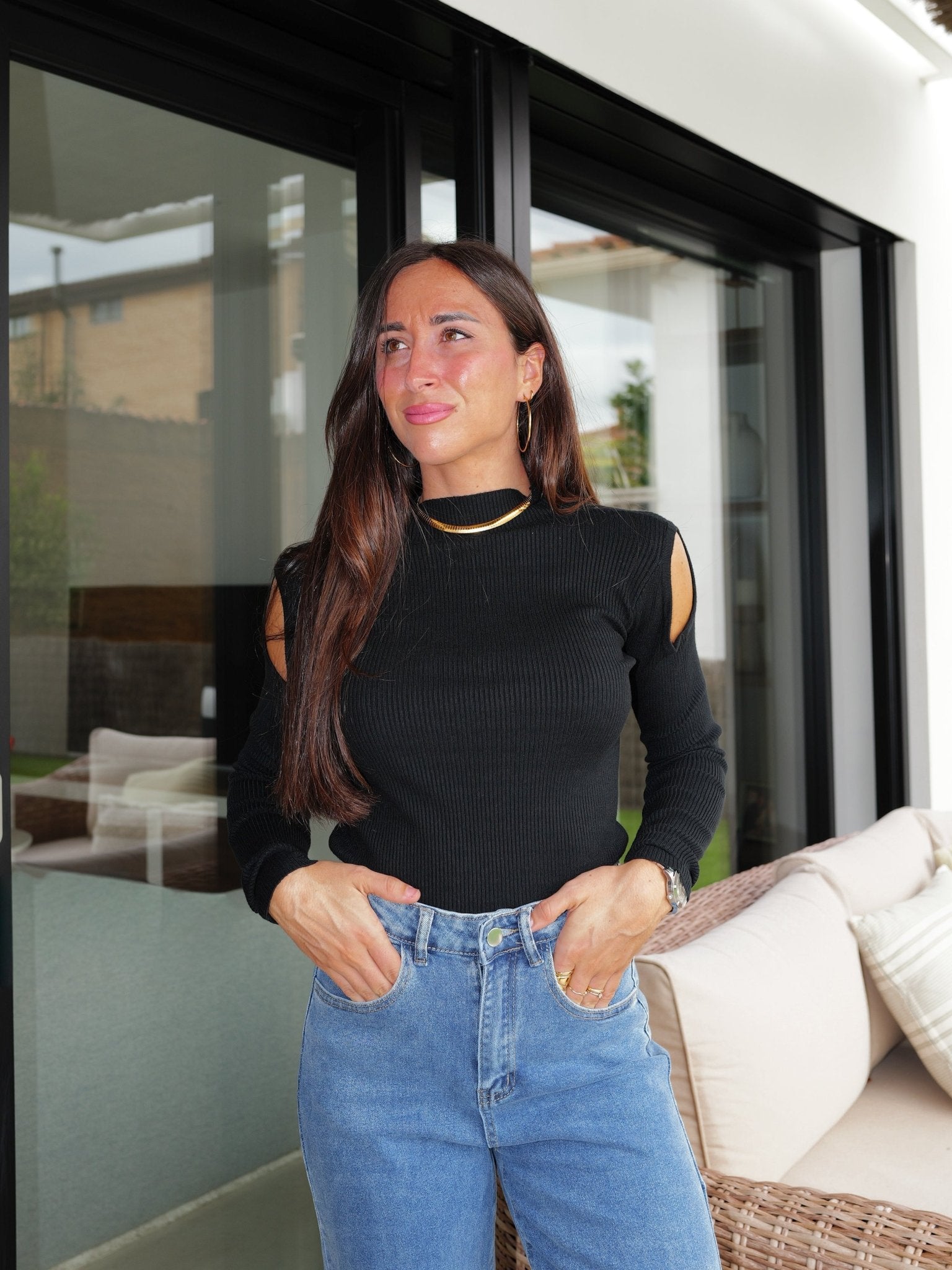 Maglione con spalle a canale nero - Sorellas The Brand Barcelona S.L