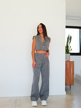 Conjunto cropped traje gris