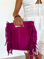 Bolso piel flecos fucsia