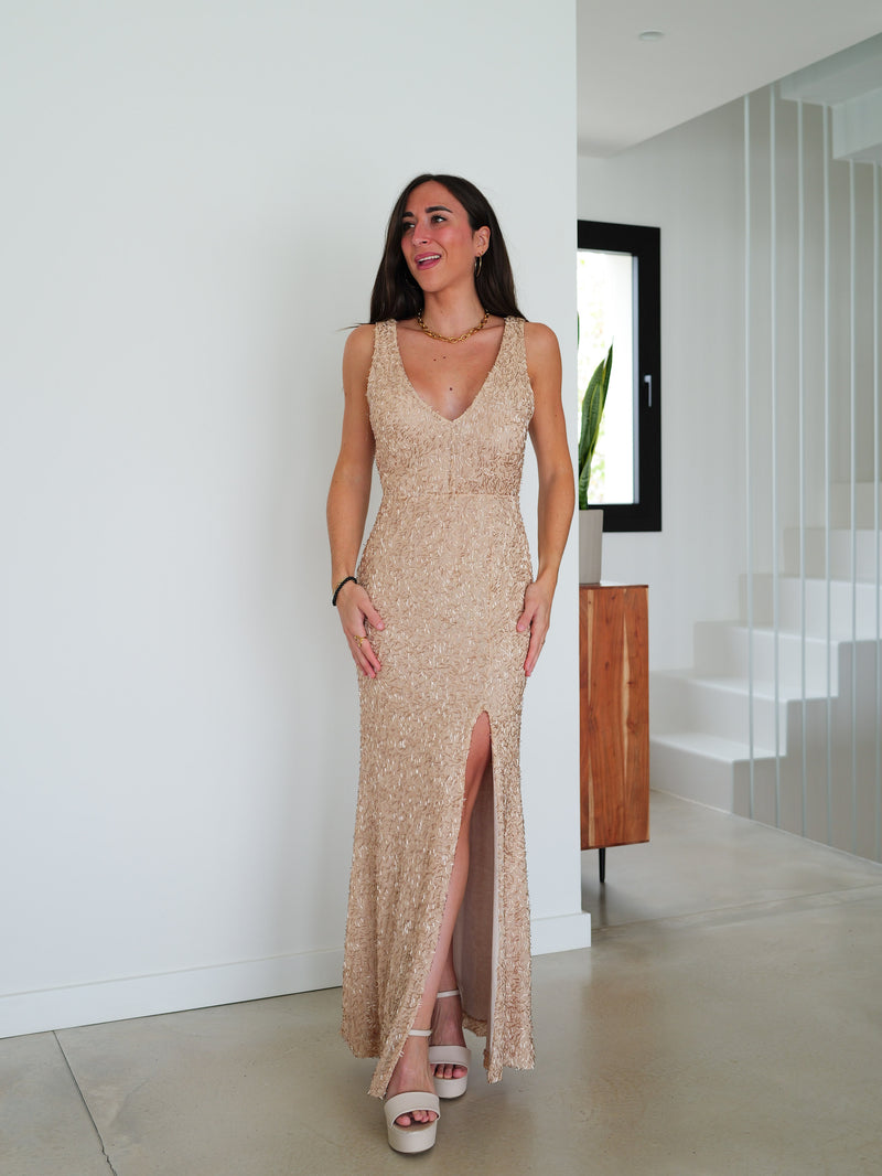 Vestido largo textura brillo beige