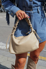 Bolso piel hombro rizo beige