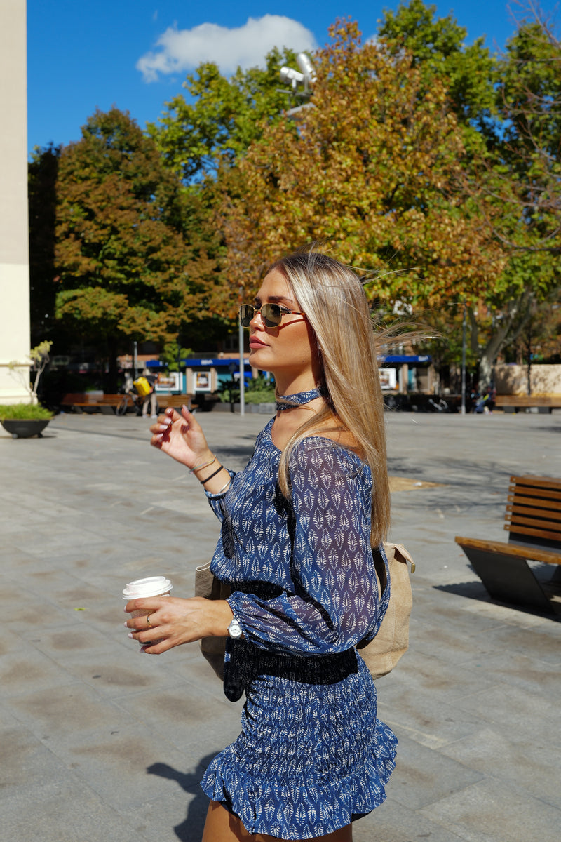 Vestido mini nido choker azul