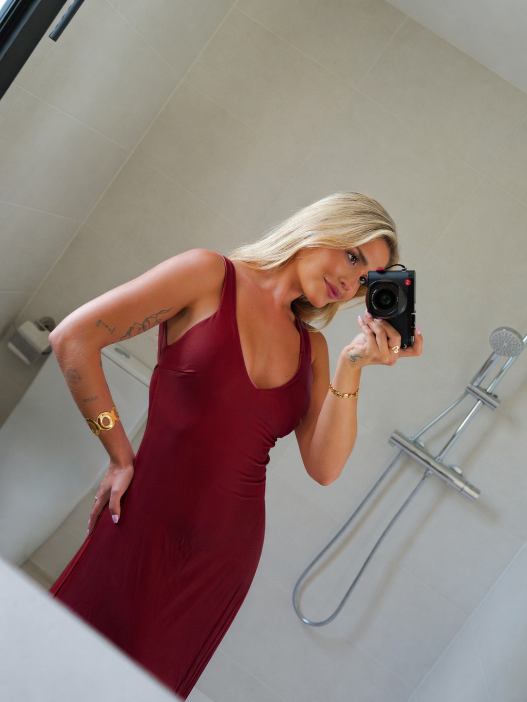 PREVENTA- Vestido espalda cruzada vuelo burdeos