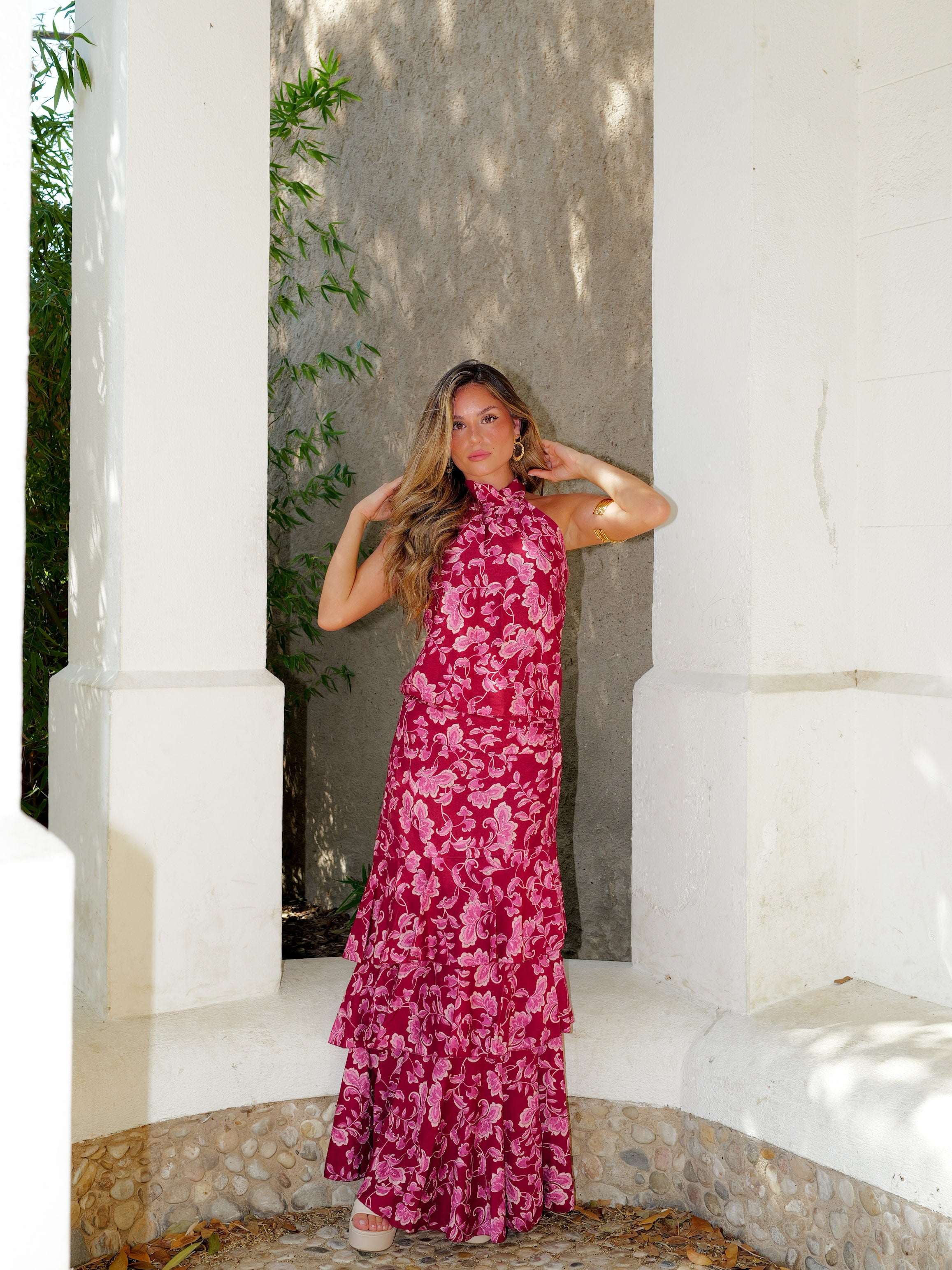 Conjunto halter estampado volantes burdeos