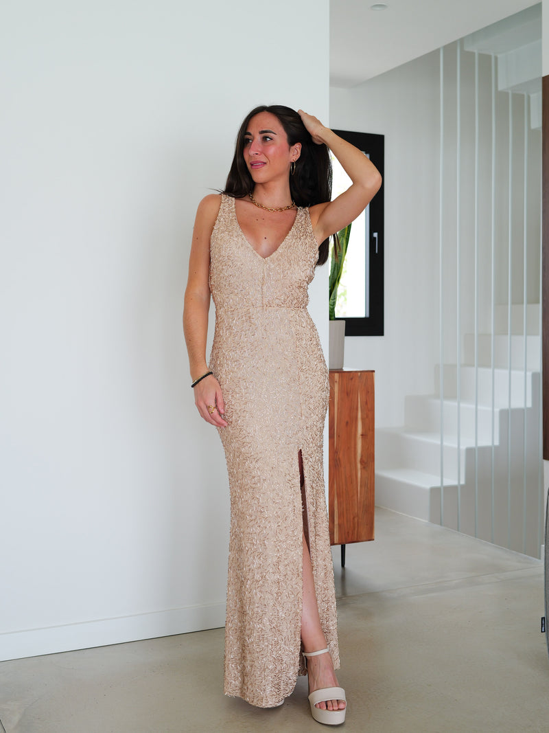 Vestido largo textura brillo beige