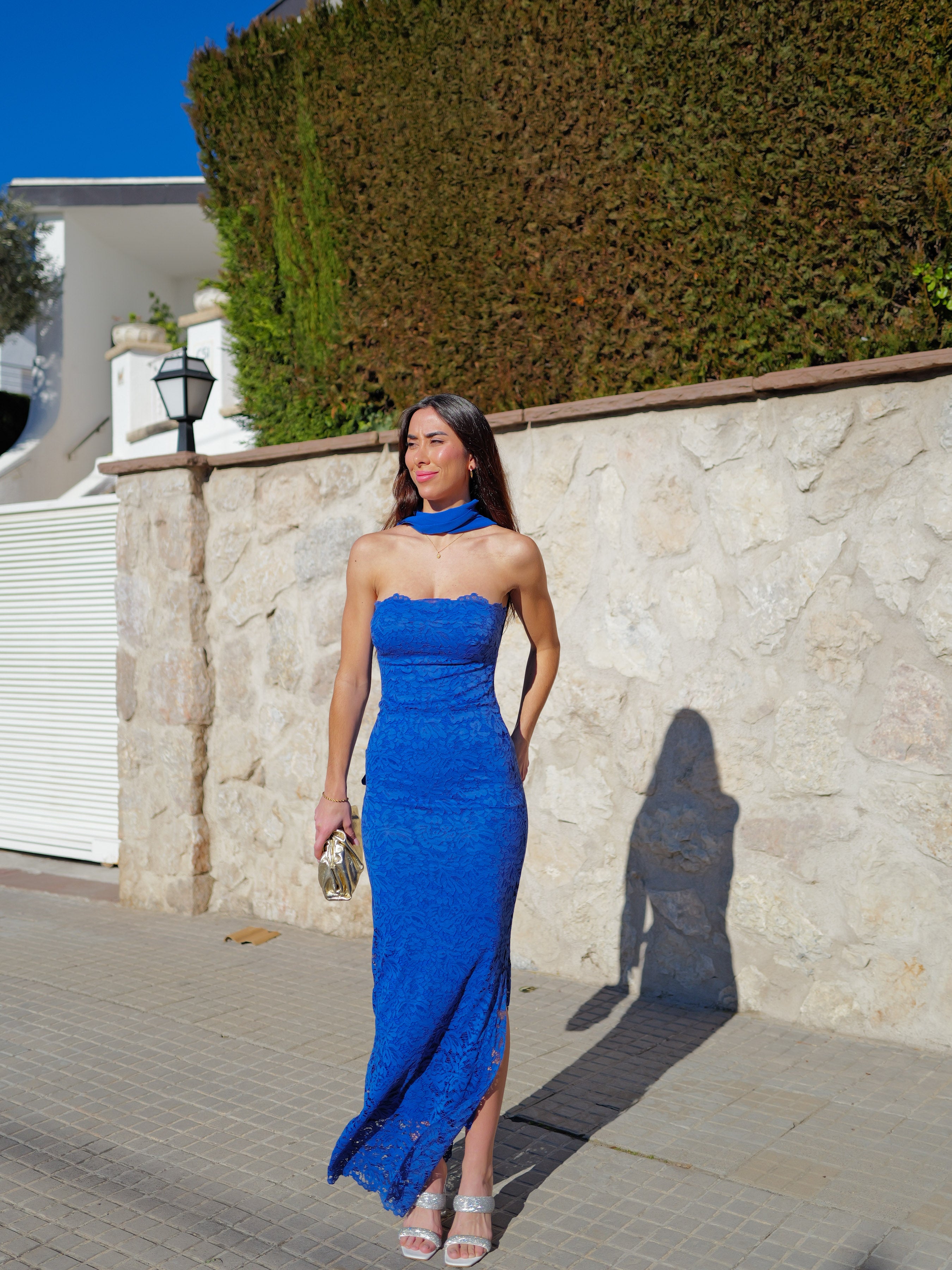 Vestido encaje choker azul