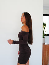 Vestido mini bardot frunce chocolate