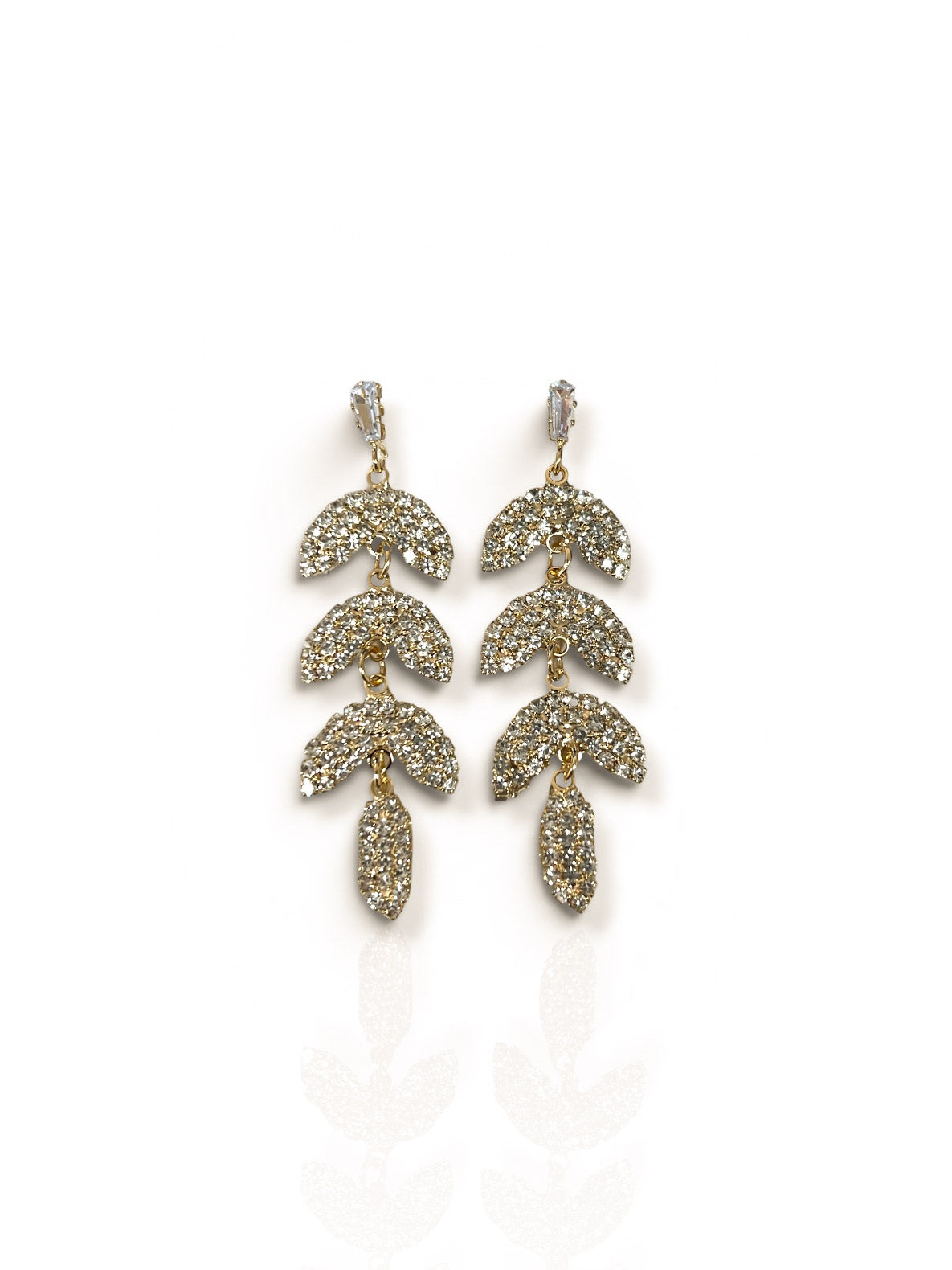 Pendientes hojas brillantes dorados