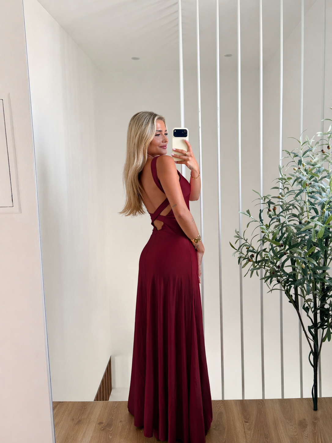 PREVENTA- Vestido espalda cruzada vuelo burdeos