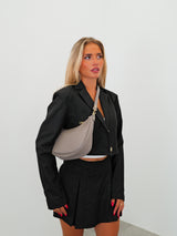 Bolso media luna piel gris