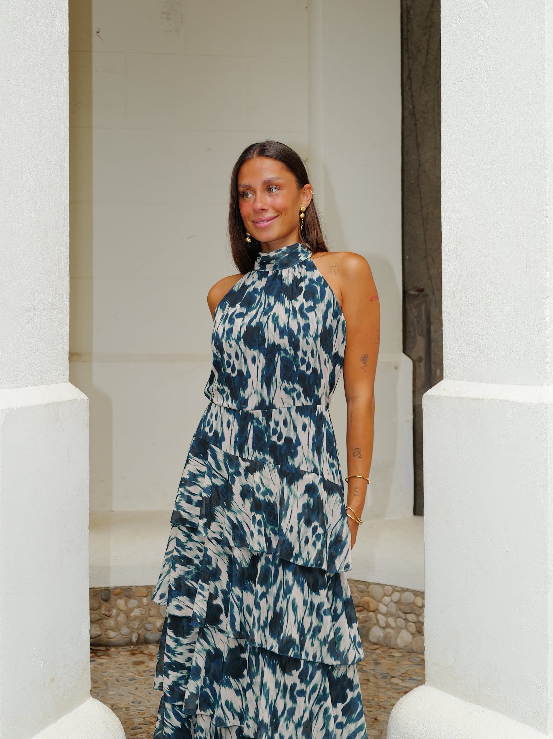 Robe longue à col licou et nœud, imprimé bleu pétrole