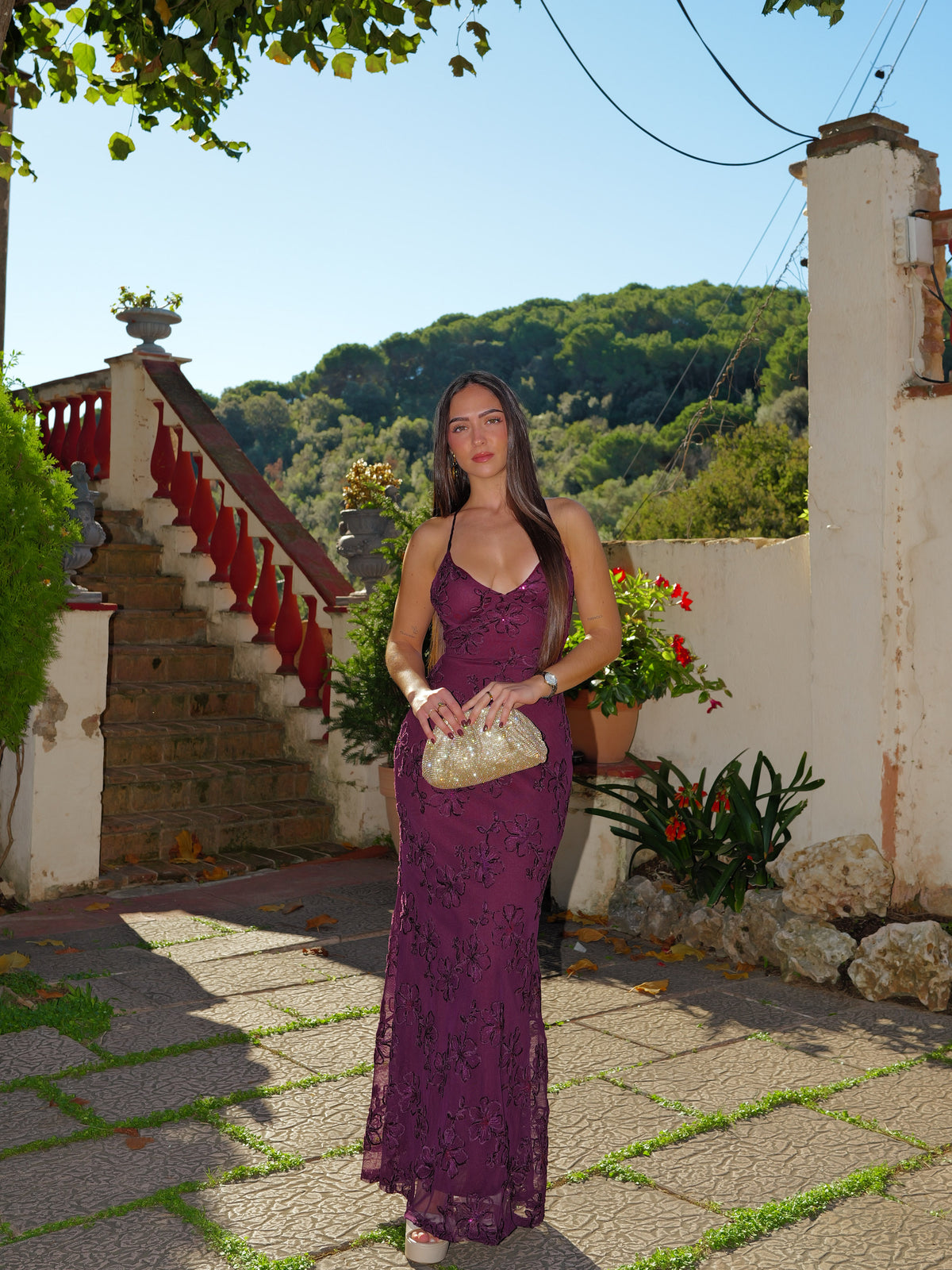 Burgundy long dress with an interlaced back design