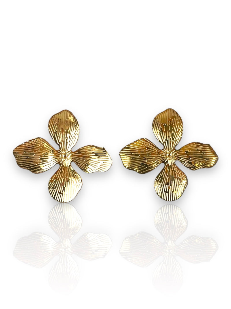 Pendientes petalos dorados