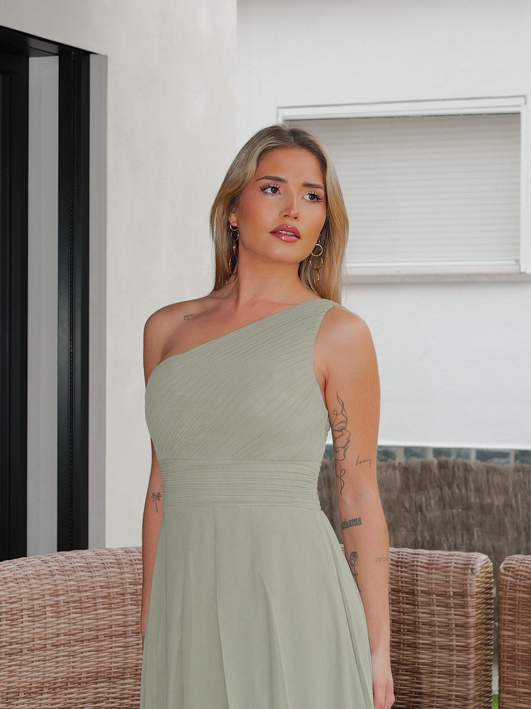 Abito lungo asimmetrico plissettato color menta