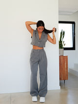 Conjunto cropped traje gris