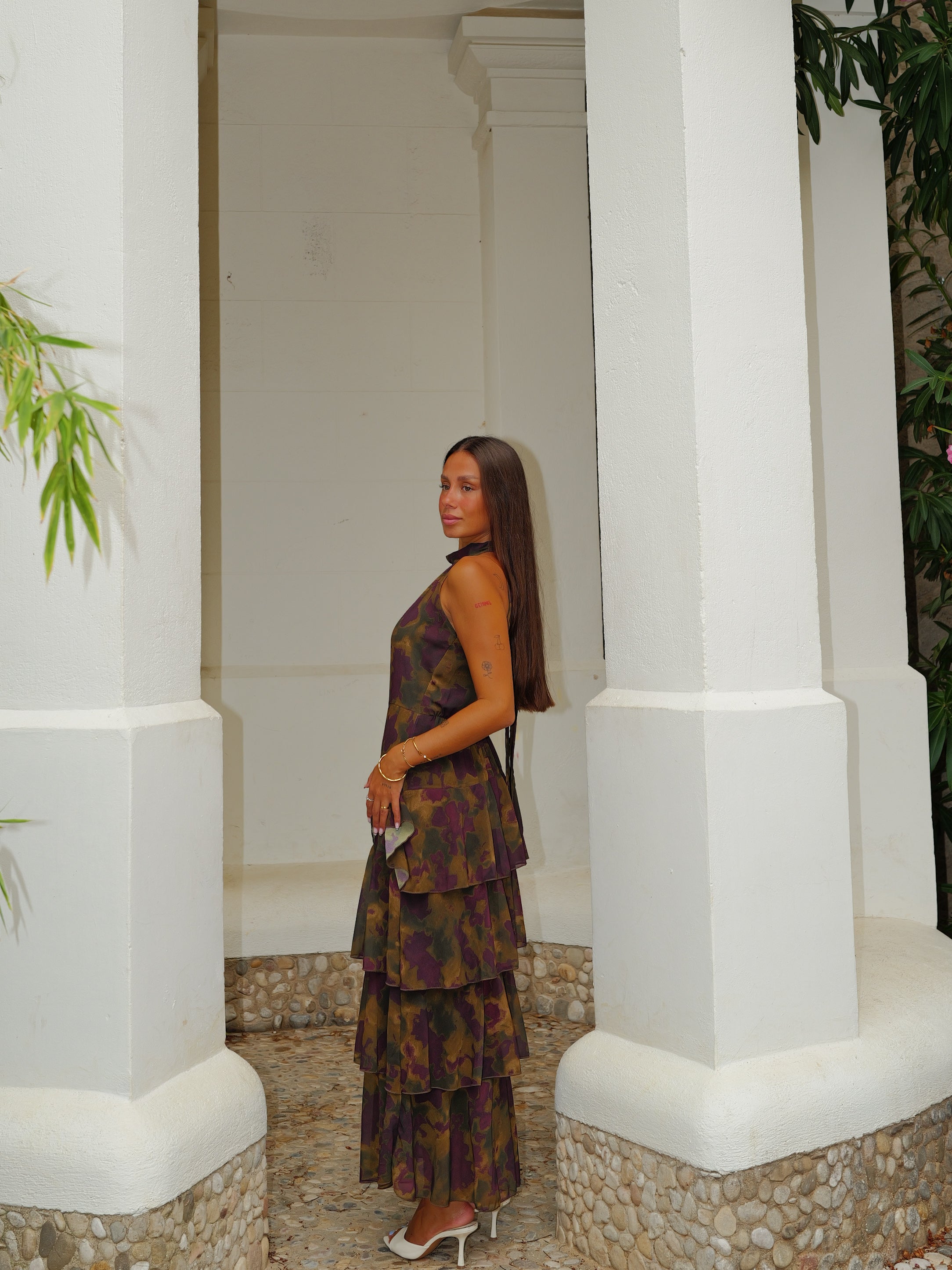 Vestido largo halter lazo estampado oliva