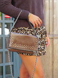 Bolso cadenas tachas chocolate