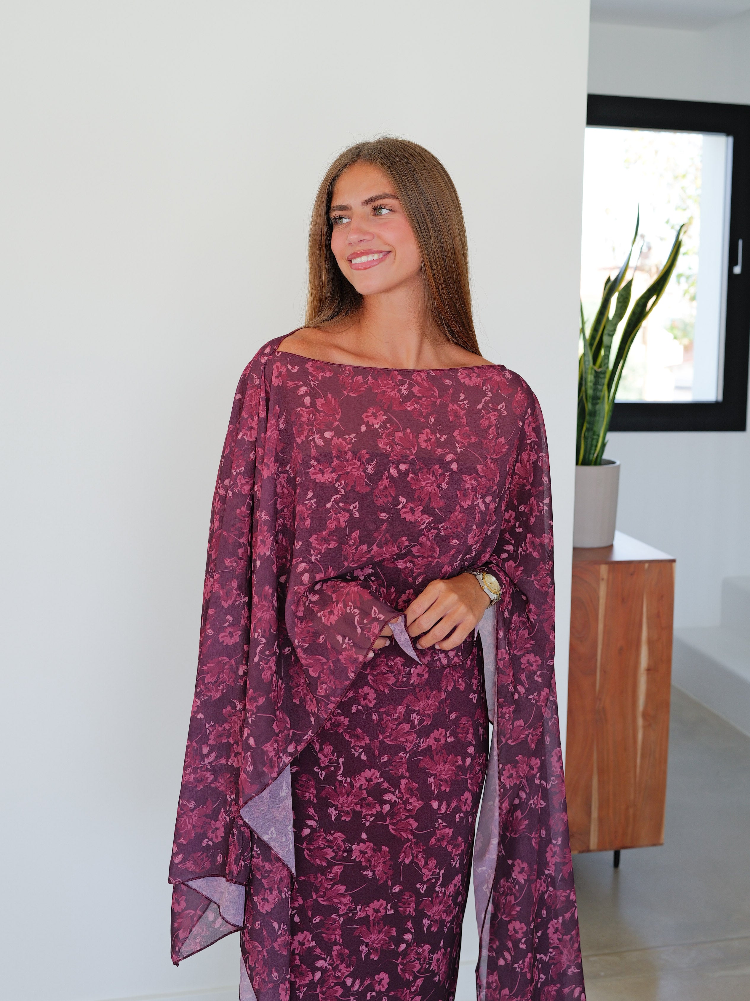 Vestido palabra choker estampado cereza oscuro