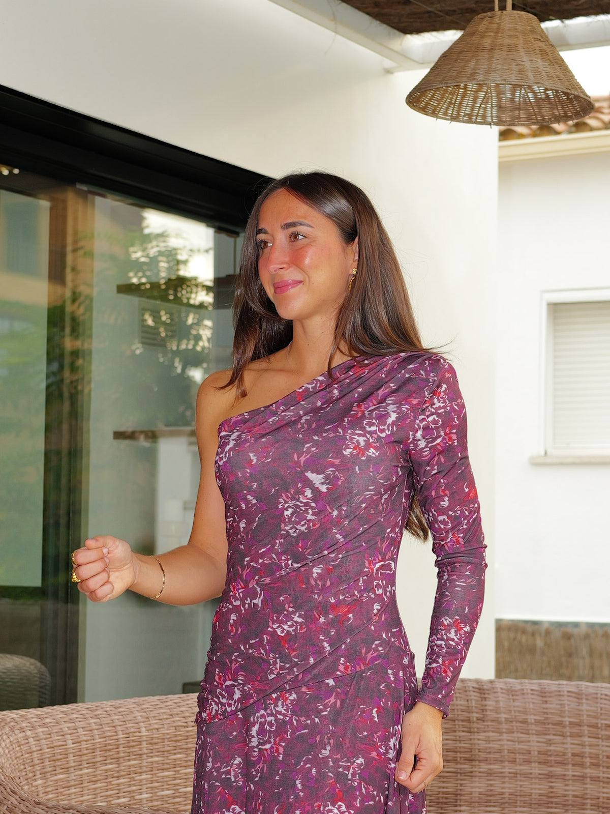 Vestido midi manga asimétrico estampado berenjena