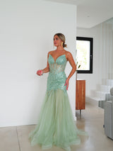 Vestido cuerpo sirena pedreria menta