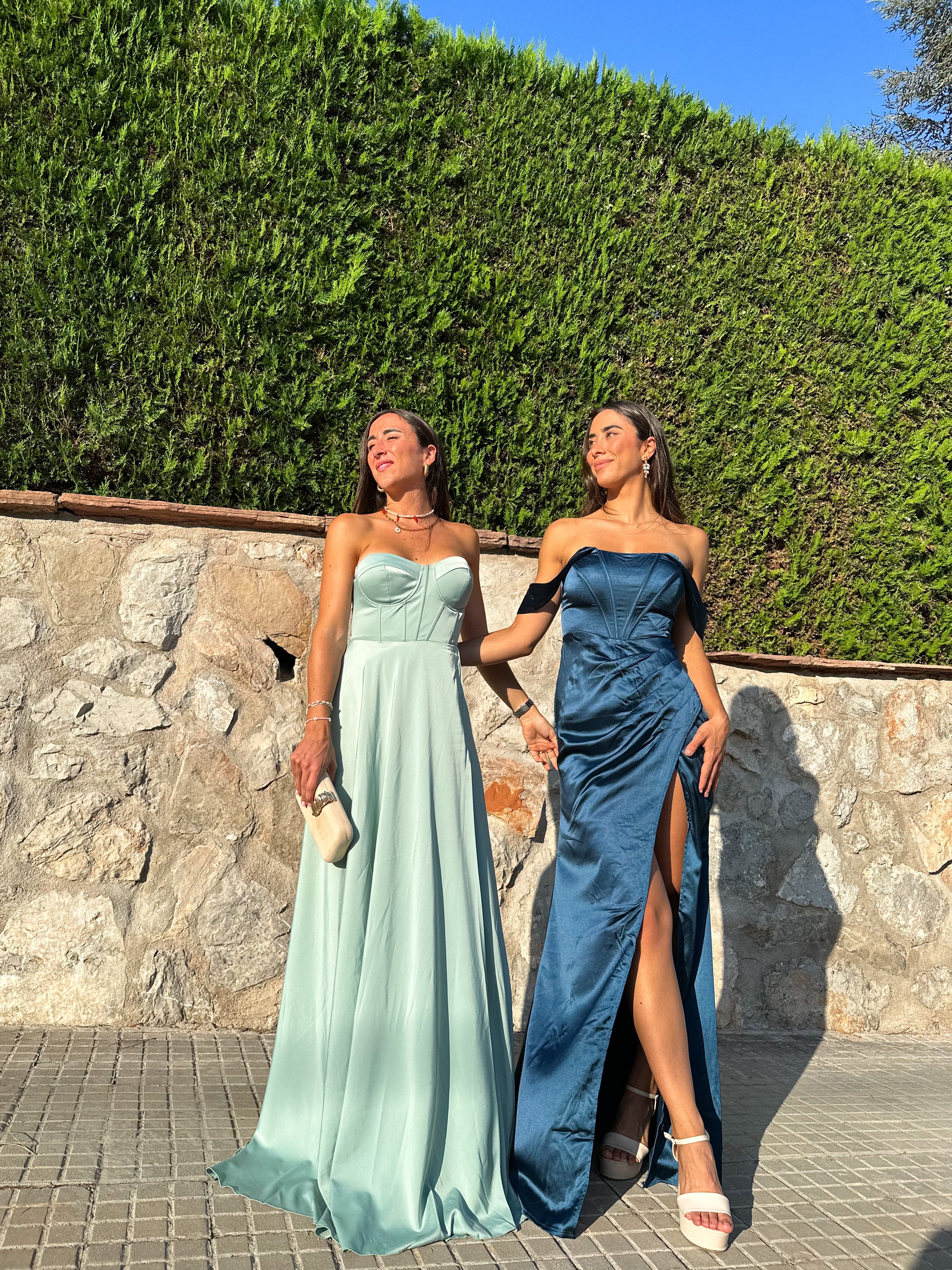 Robe baleines en satin pétrole