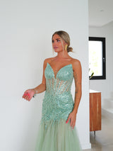 Vestido cuerpo sirena pedreria menta