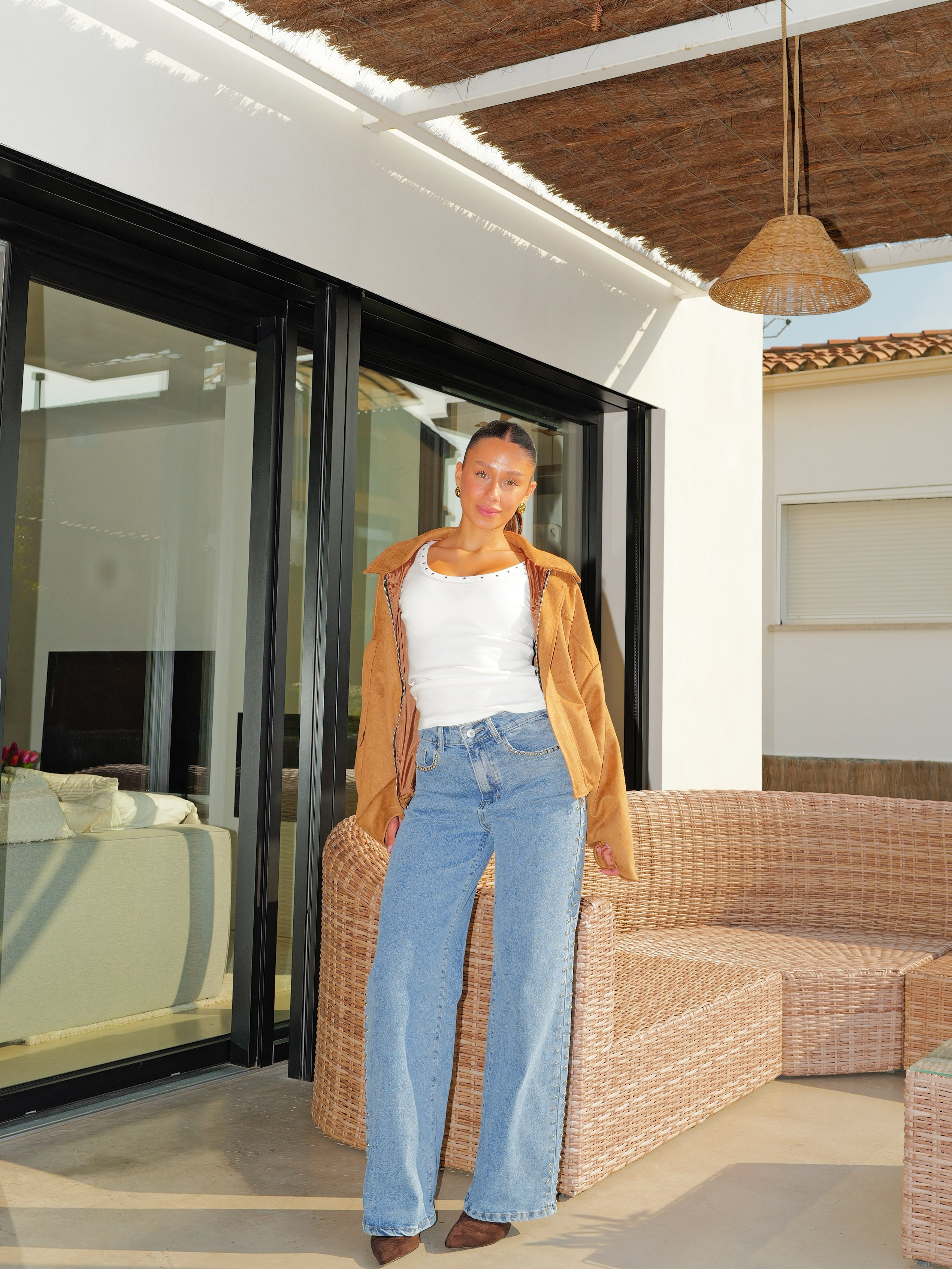 Chaqueta bomber efecto ante beige