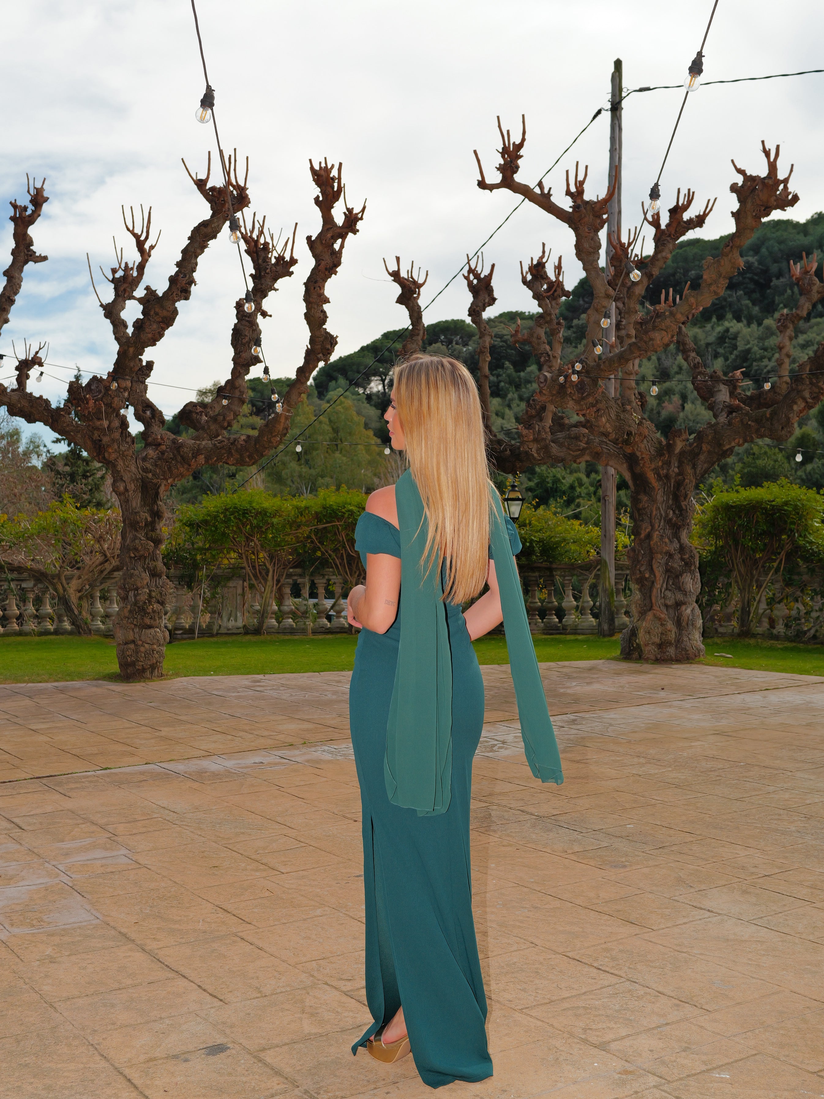 Robe à col roulé et manches bouteille