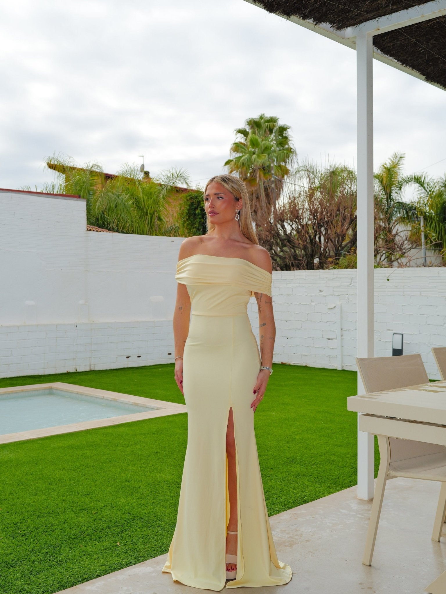 Abito bardot con spacco giallo - SORELLAS