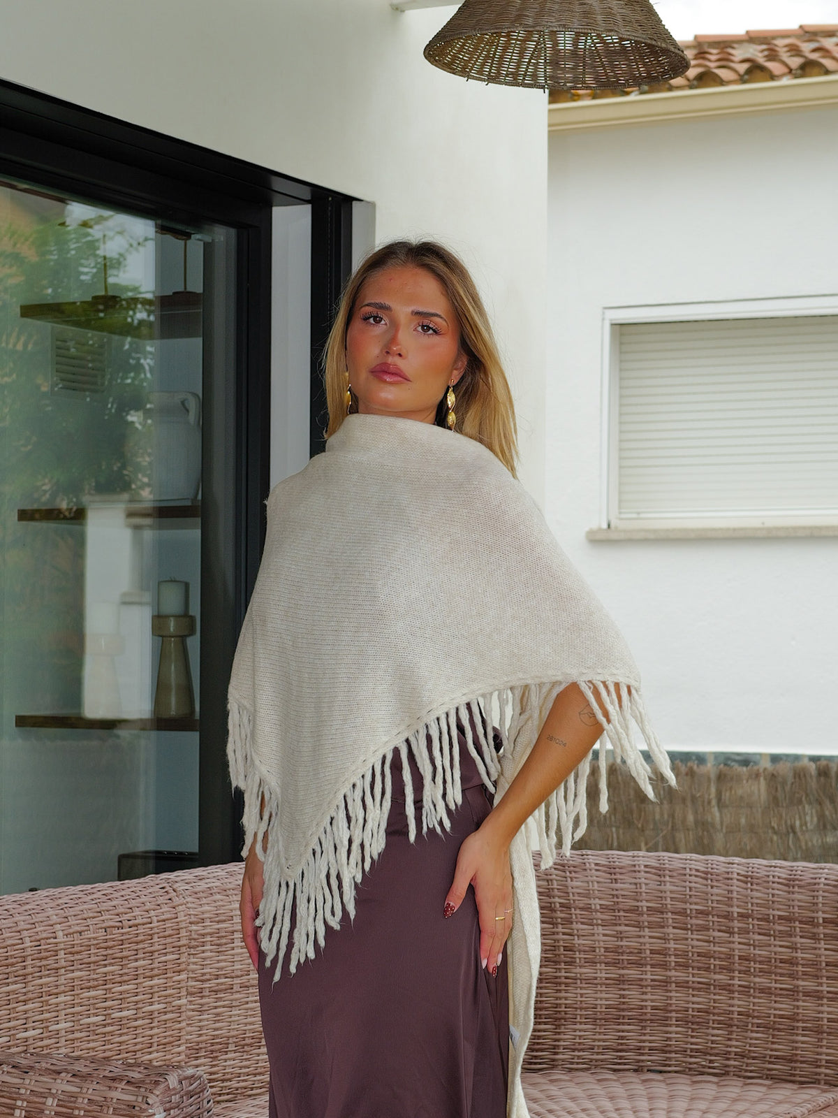 Chal punto flecos beige