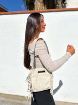 Bolso piel lisa flecos crema