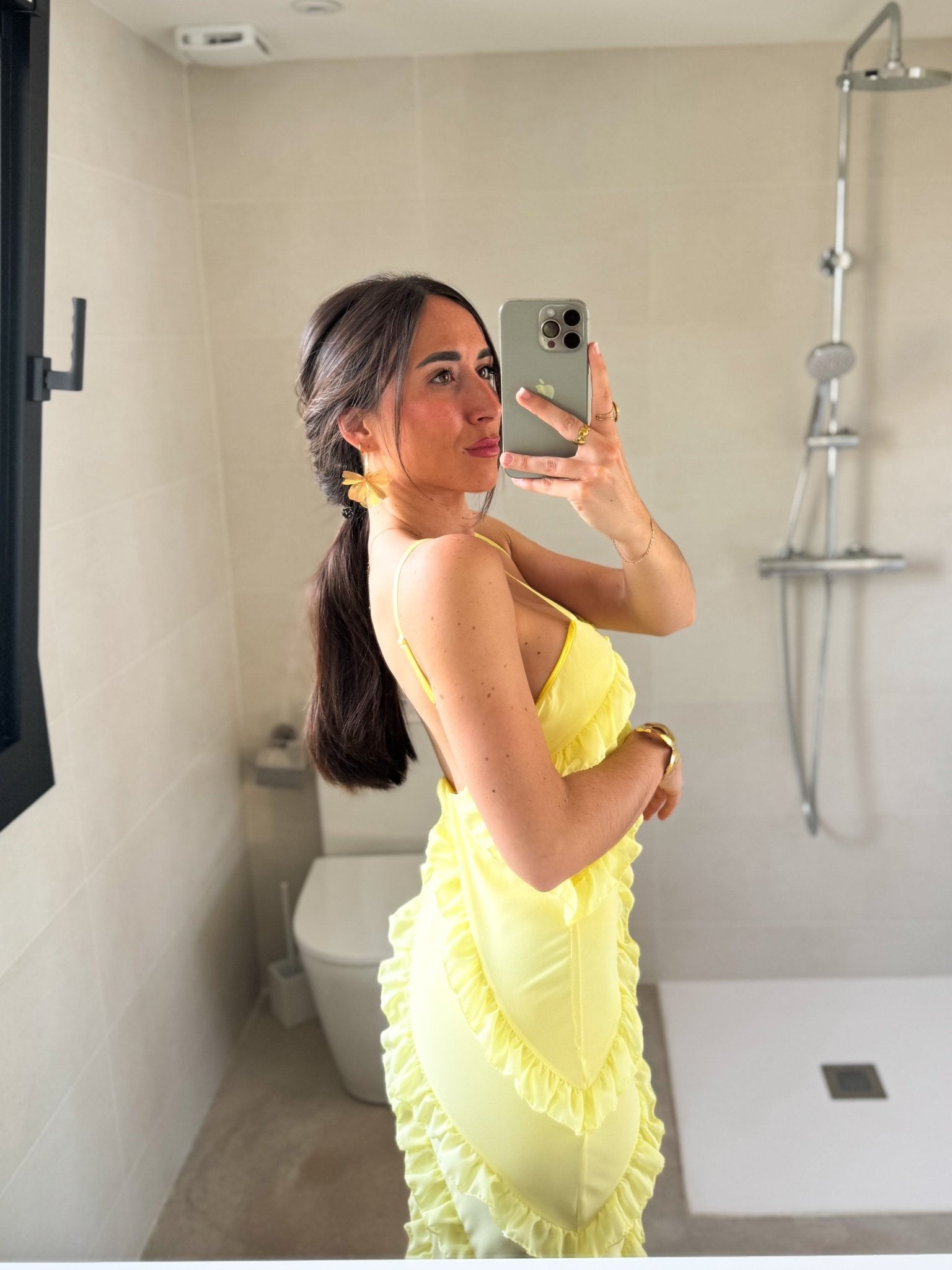 Vestido volantes crepe amarillo - SORELLAS