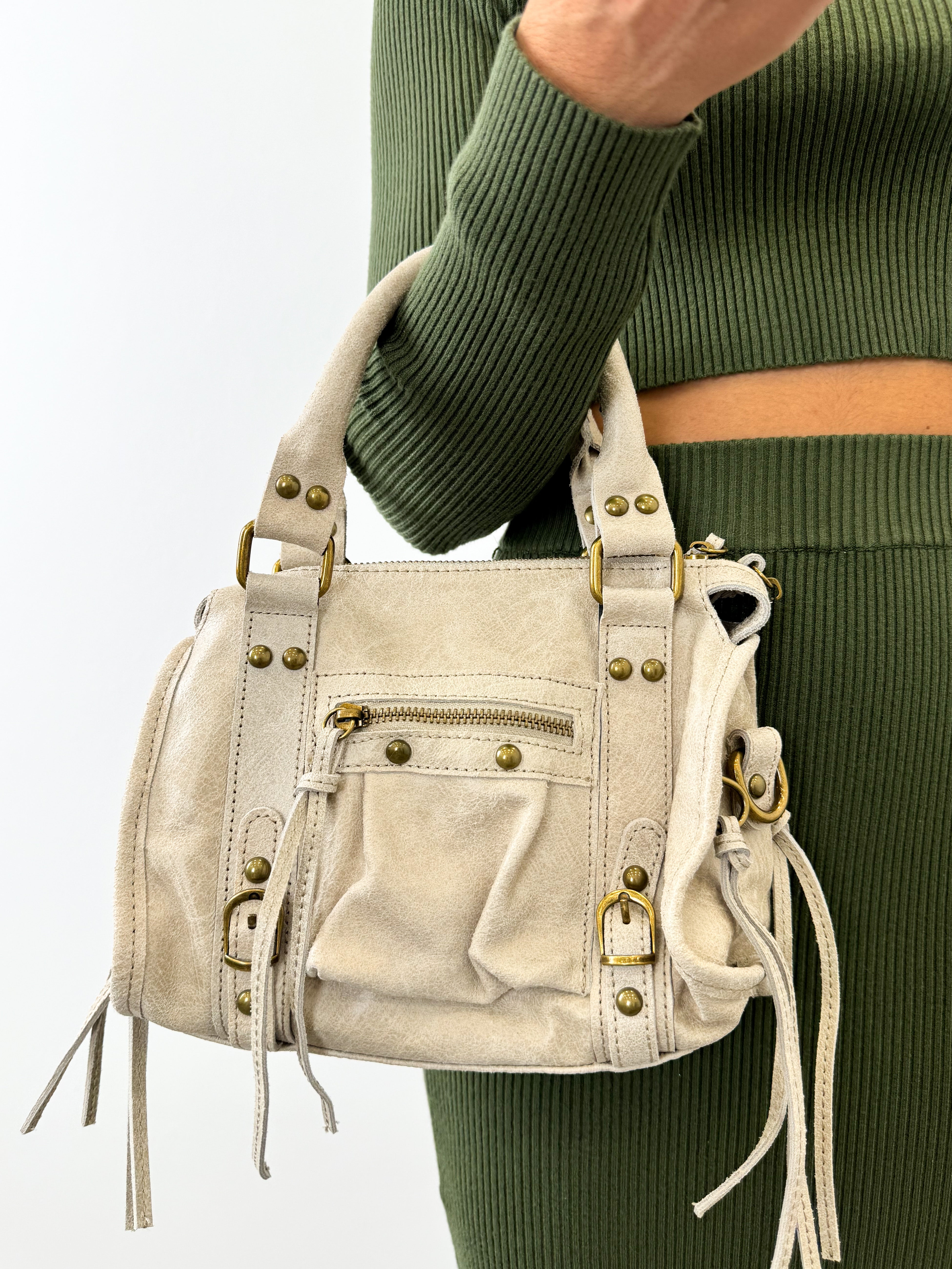 Bolso hebillas piel mate crema