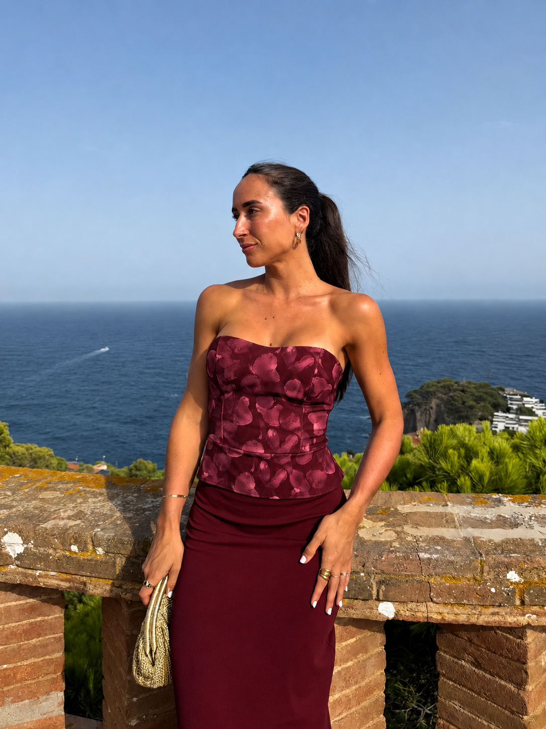 Vestido corsé estampado burdeos