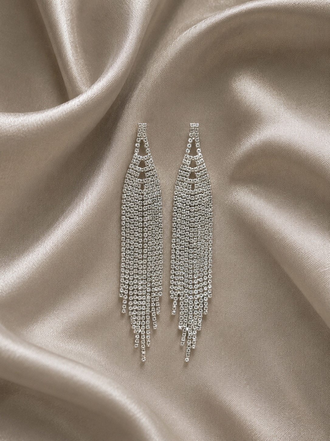 BOUCLES D'OREILLES lâche argentées