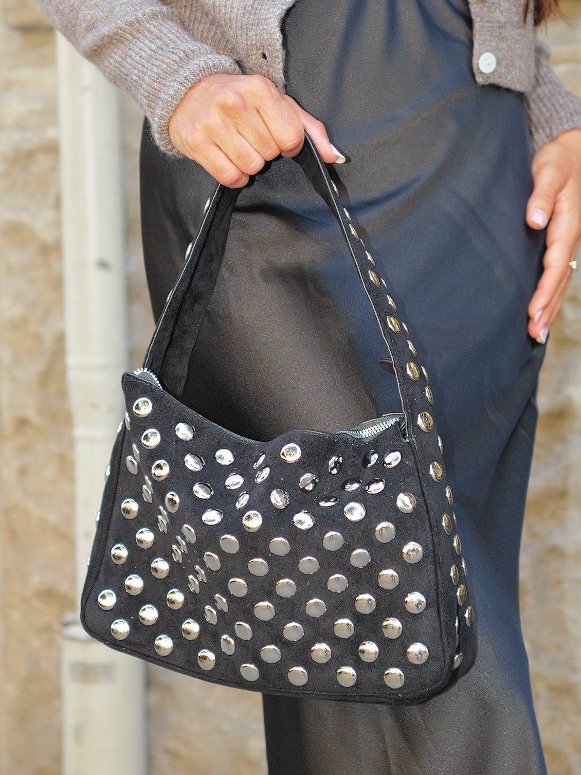 Bolso ante tachas negro - Sorellas The Brand Barcelona S.L