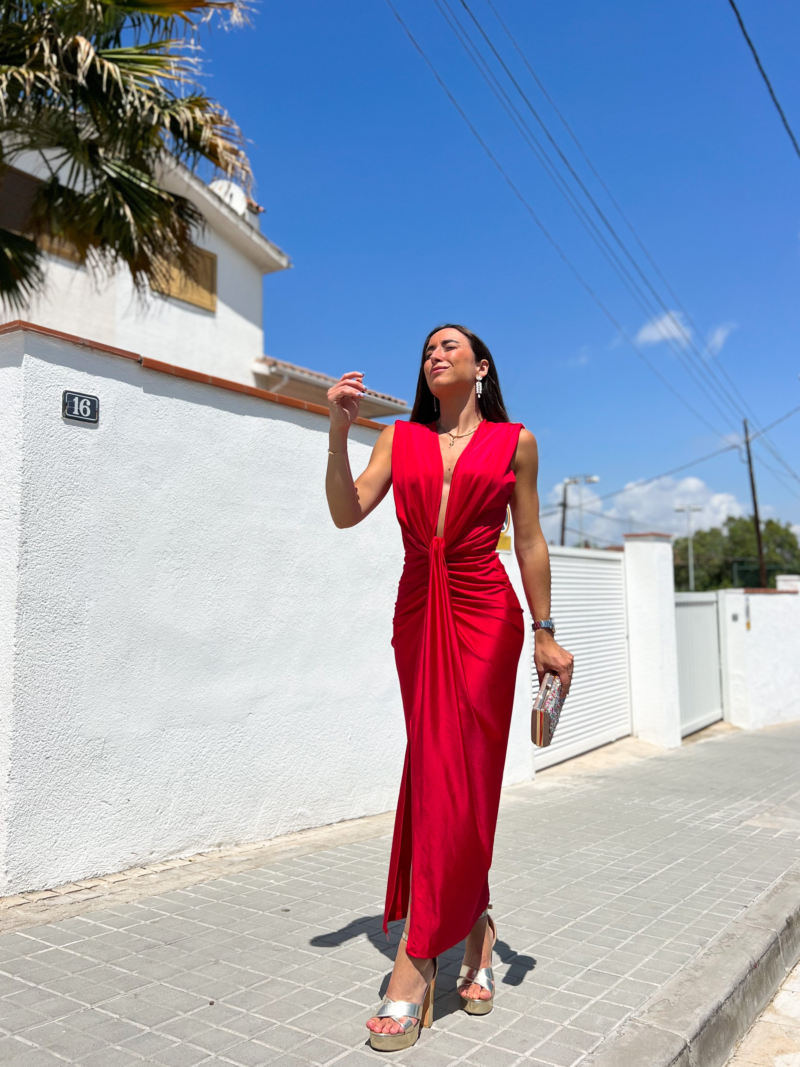 Vestido escote lazo rojo