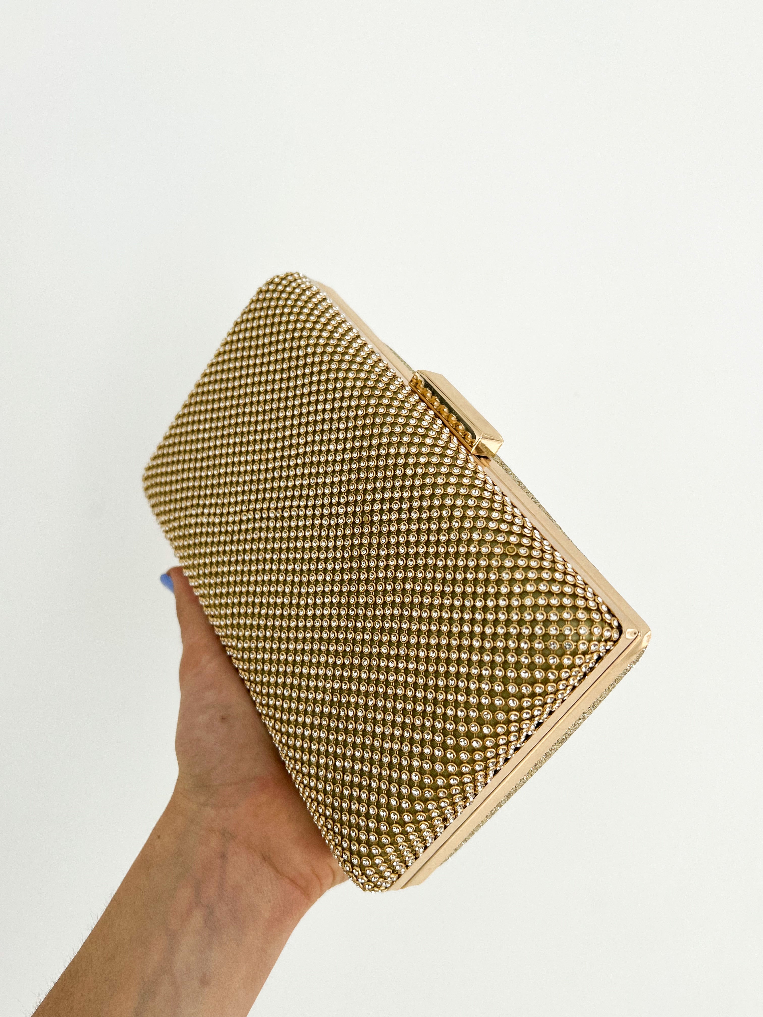 Clutch brillos dorado efecto