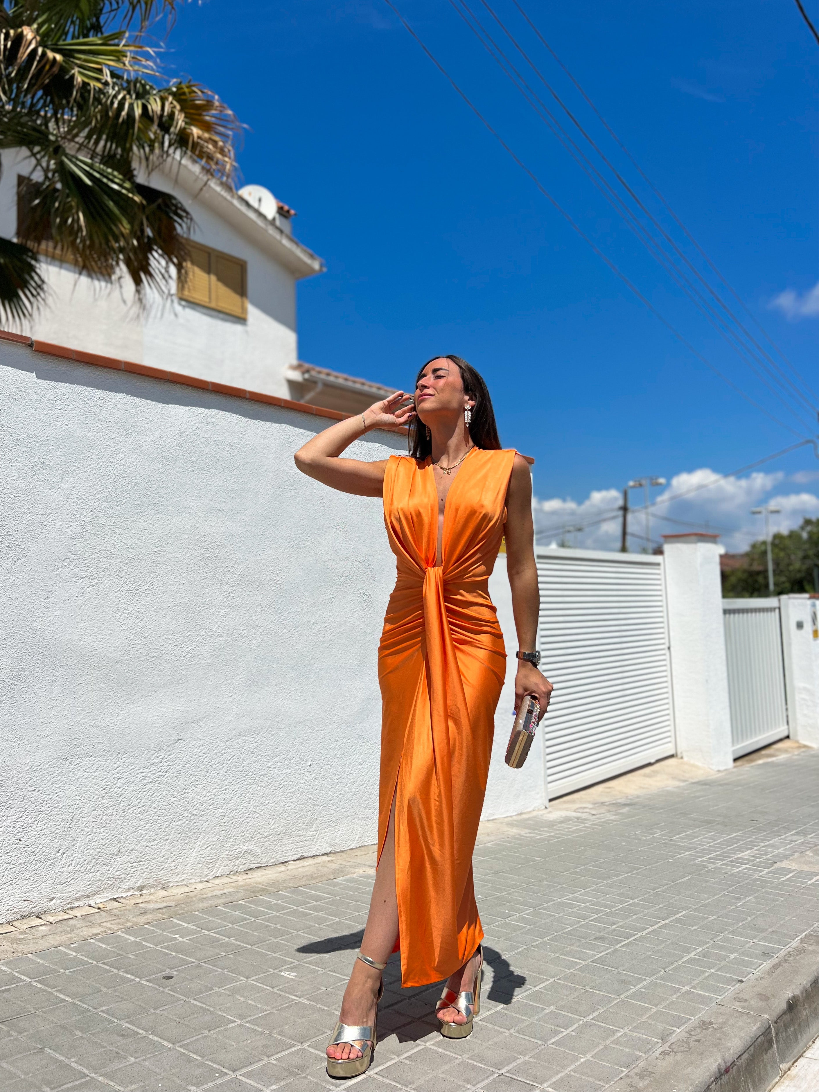 Vestido escote lazo naranja